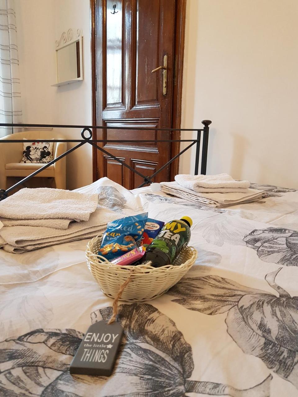 Varkeruelet Apartman Шопрон Экстерьер фото